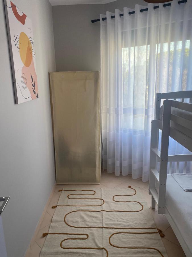 Cheerful 2-Bedroom Apartment In Golem Golem  Esterno foto