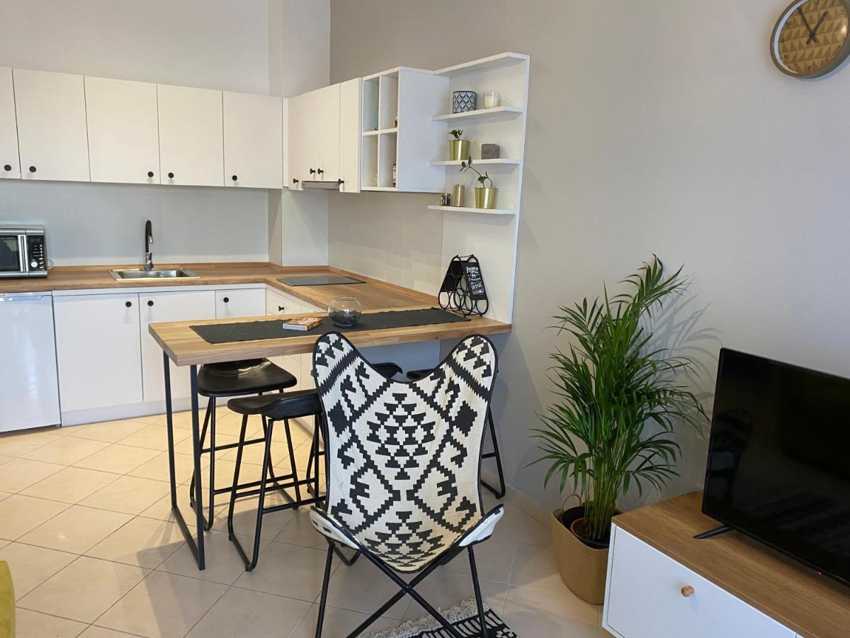 Cheerful 2-Bedroom Apartment In Golem Golem  Esterno foto